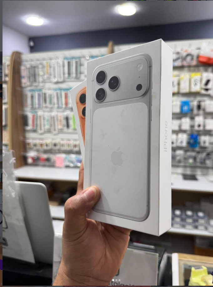 iPhone 15 seminuevo $7,000